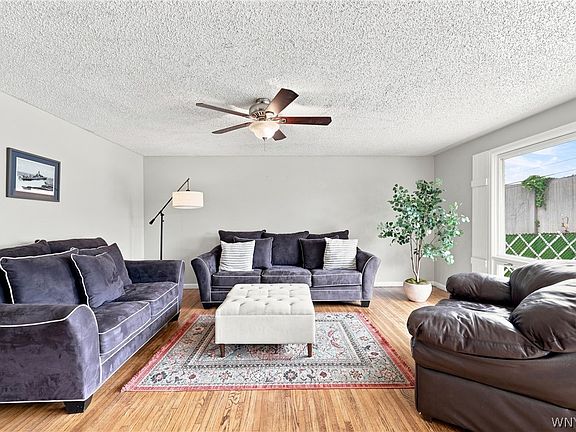 2nd image of 303 Woodgate Rd