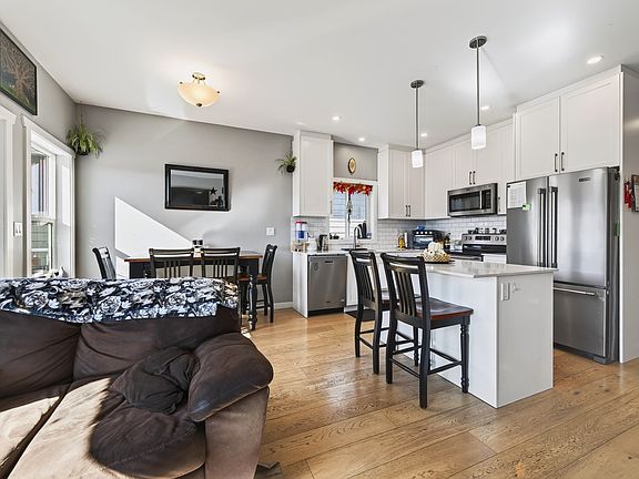 5th image of 1900 Ord Rd #21