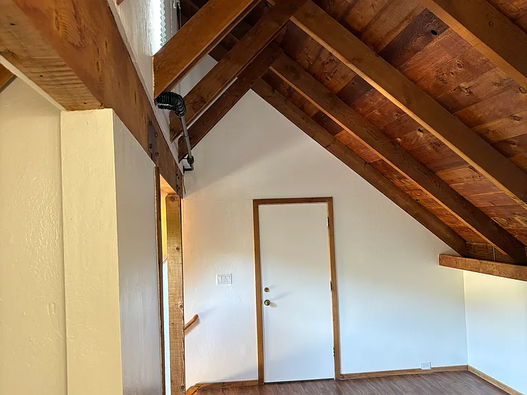 858 Marin Dr — Photo 30