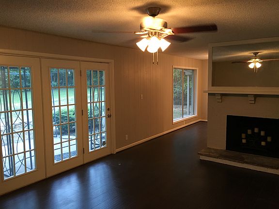 3rd image of 6563 Malvey Ave
