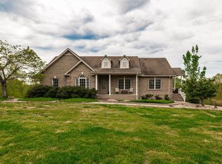 1103 Johnny Spears Rd, Westmoreland, TN 37186