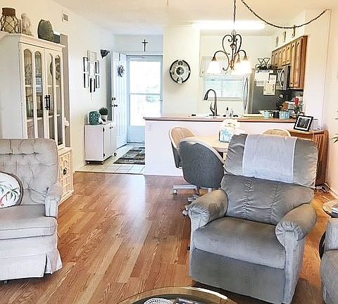 Living room,Dinette, Kitchen