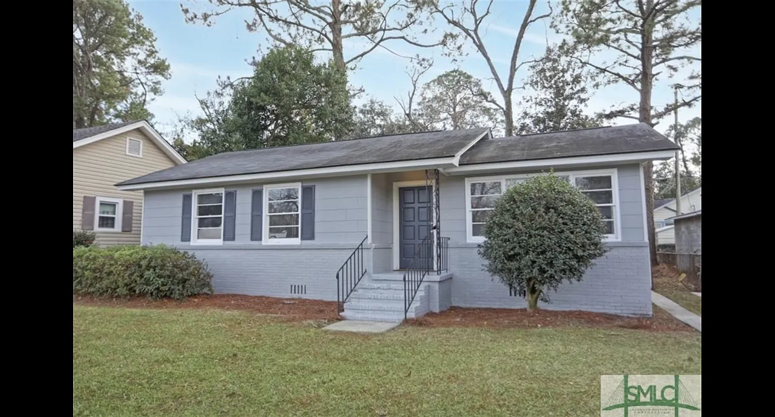 3 bed, 1200 sqft, $2,049 — Photo 2