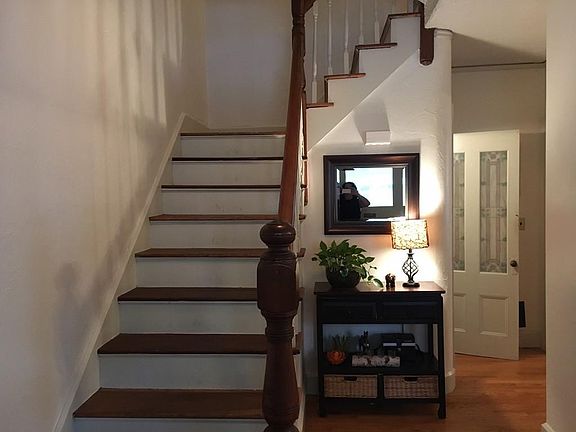 2nd image of 18 Bancroft Park