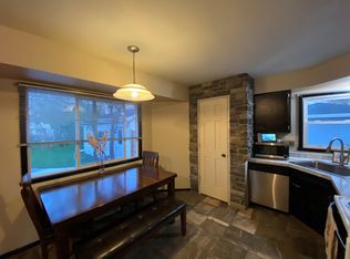 1022 Reichow St, Oshkosh, WI 54902