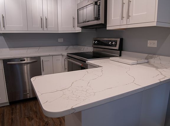 5th image of 9454 Bay Colony Dr APT 1E