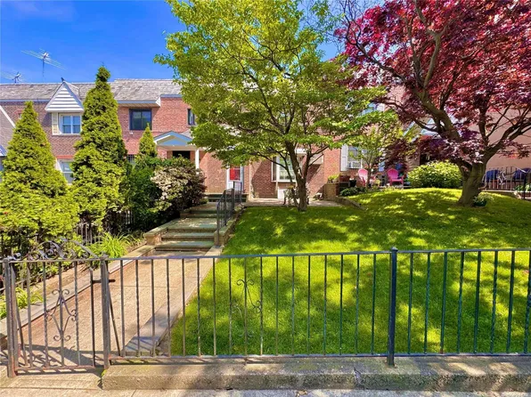 20-09 35th Street, Astoria, NY 11105