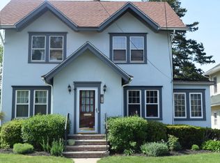 79 McLaren St, Red Bank, NJ 07701