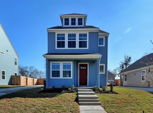 208 Pebblestream Pass, Taylor, TX 76574