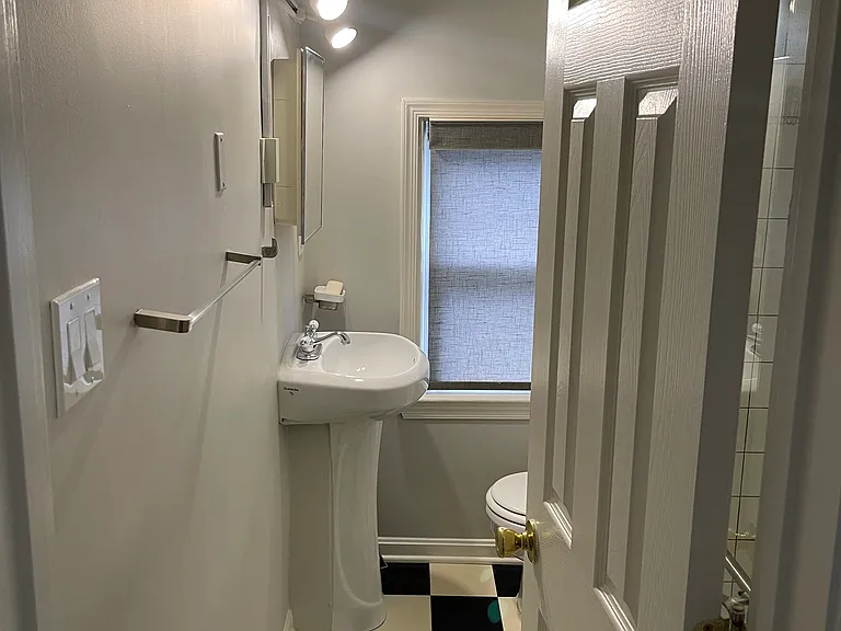 7908 Garland Ave #1 — Photo 11
