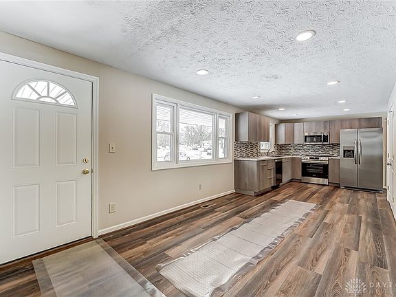 5th image of 110 Cushwa Dr