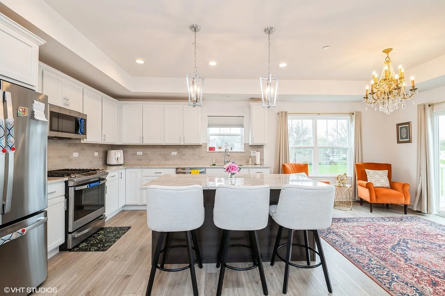 2 bed, 1524 sqft, $3,350 — Photo 3