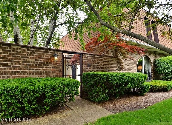 2nd image of 2570 Salceda Dr
