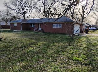 4099 Mount Carmel Rd, Frontenac, KS 66763