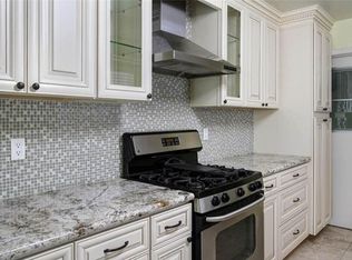 303 E Duarte Rd, Arcadia, CA 91006