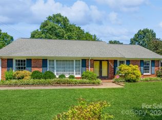 6309 Clearwater Dr, Indian Trail, NC 28079