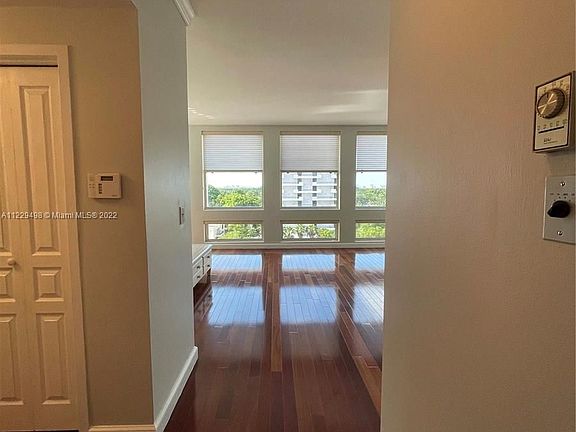 2nd image of 700 Biltmore Way APT 811