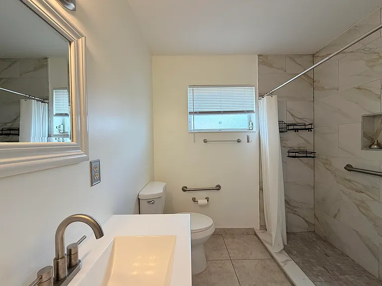 2607 Dudley Dr W #L — Photo 19