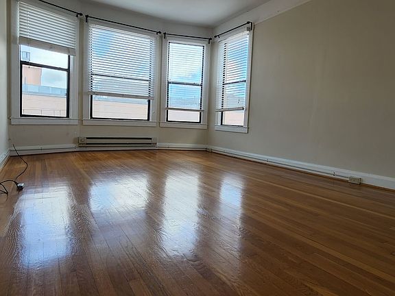 4th image of 3232 21st St APT 16
