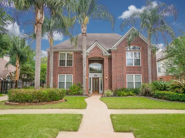 6723 Wildacre Dr, Sugar Land, TX 77479