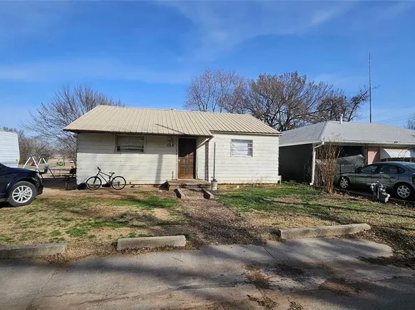 1112 N 4th St, Duncan, OK 73533