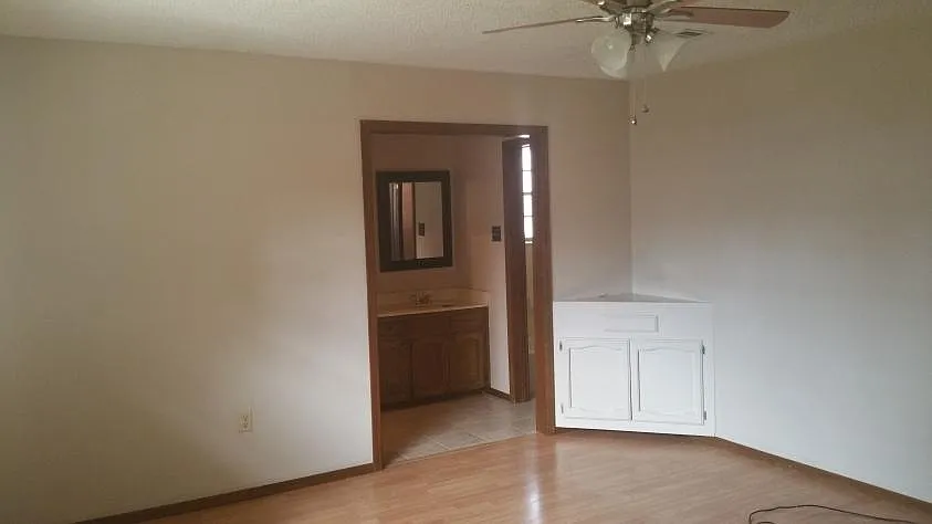 10158 Azrok Ave — Photo 4