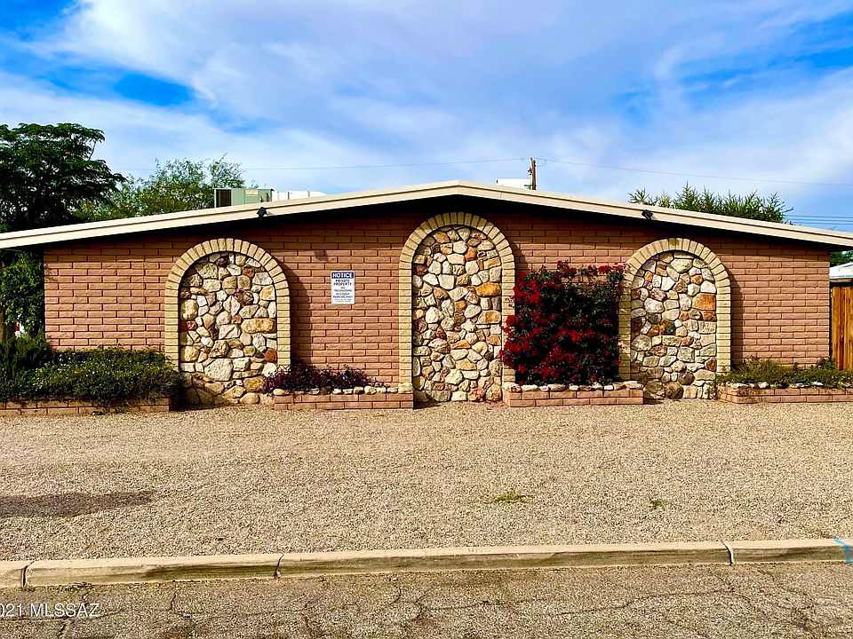 1st image of 2615 N Haskell Dr
