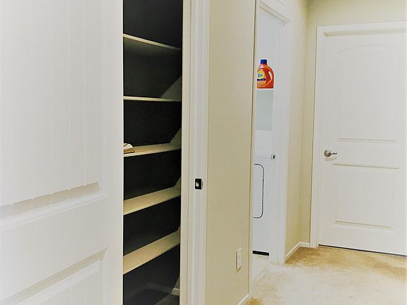4th image of 5428 Mercury Springs Dr
