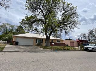 88 Lejano Dr, White Rock, NM 87547
