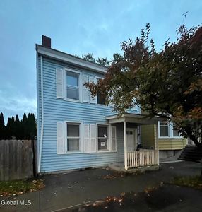 562 2nd Avenue, Troy, NY, 12182