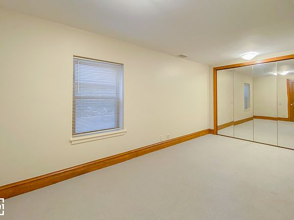4th image of 2837 N Southport Ave