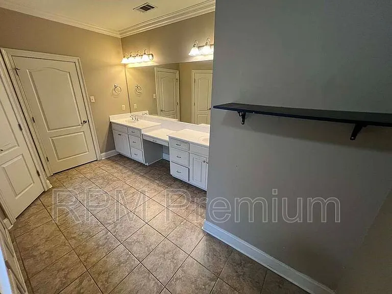 3995 Water Oak Dr — Photo 12
