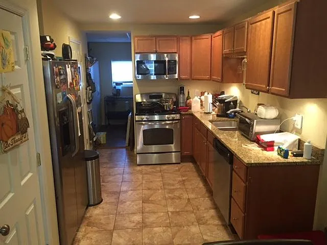 1422 Woodall St — Photo 8