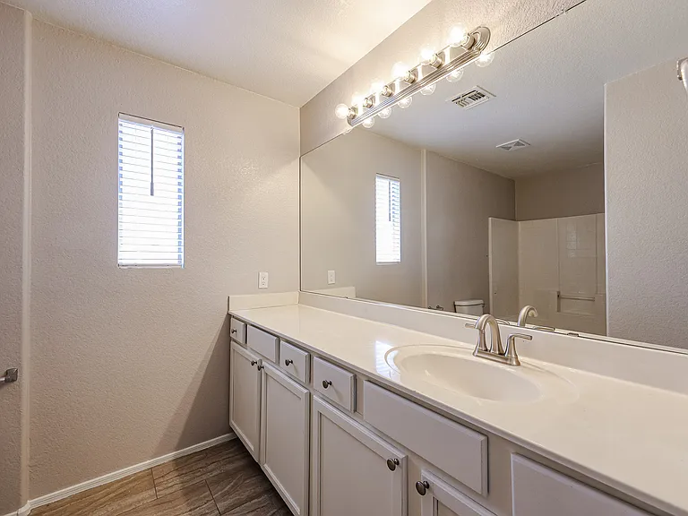 2648 S 84th Gln — Photo 29