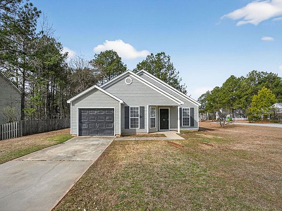 4th image of 302 Blythe Creek Dr