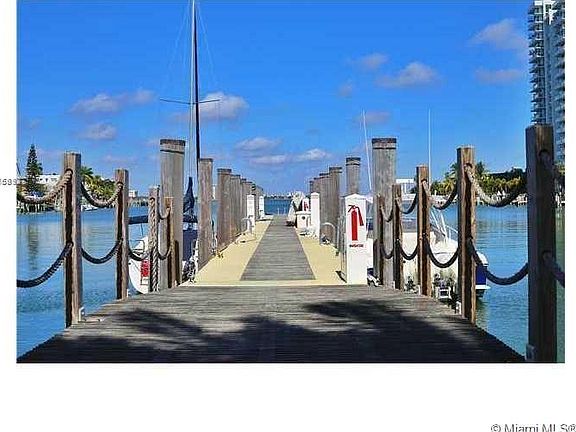 5th image of 7900 Harbor Island Dr APT 1009