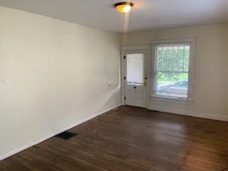 515 South Washington Street — Photo 4