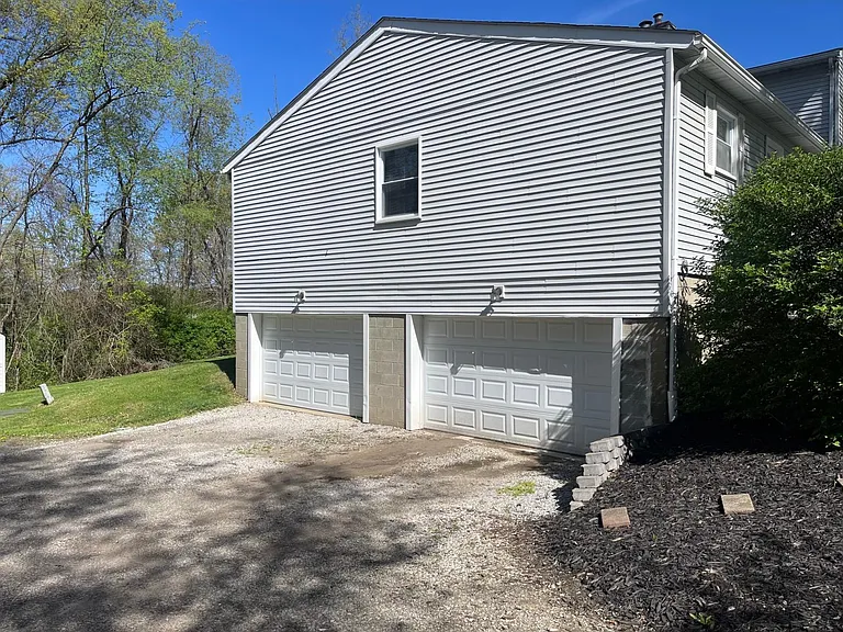 662 Oak Hill Rd — Photo 8