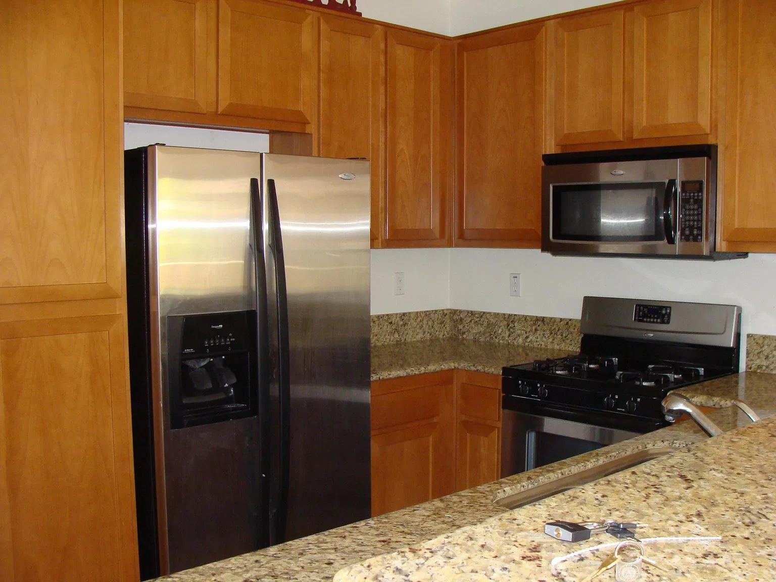 2 bed, 1100 sqft, $3,000 — Photo 4