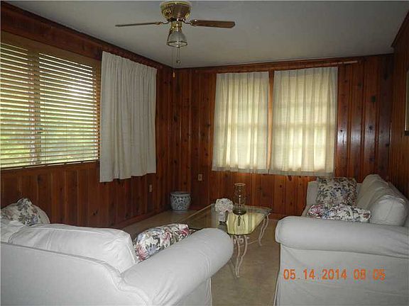 3rd image of 1311 Kabel Dr