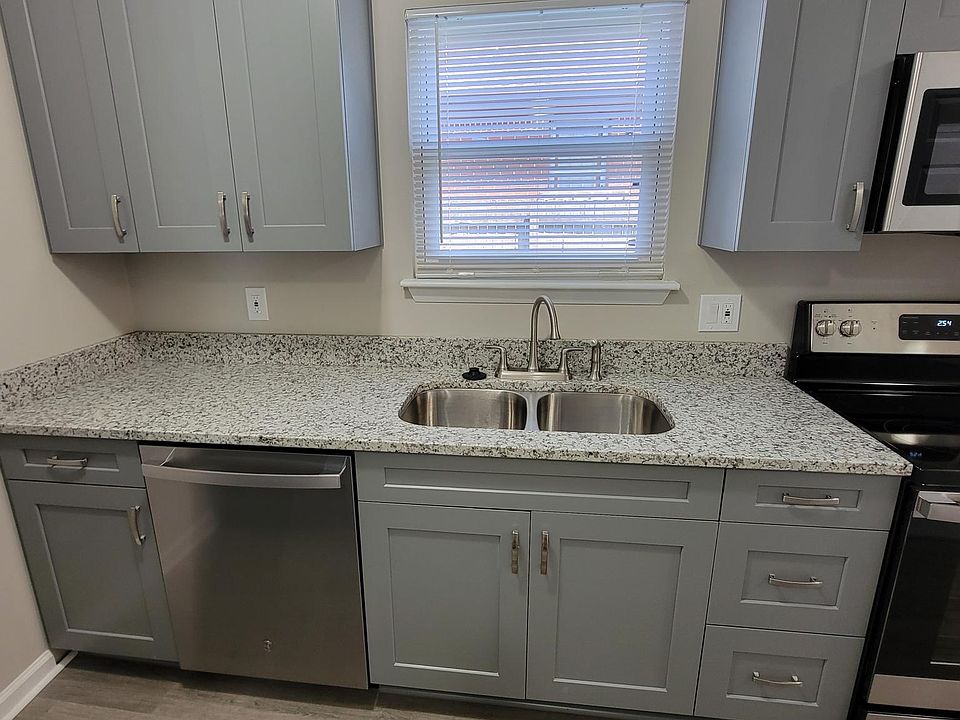 1st image of 4627 Coronet Ave #B