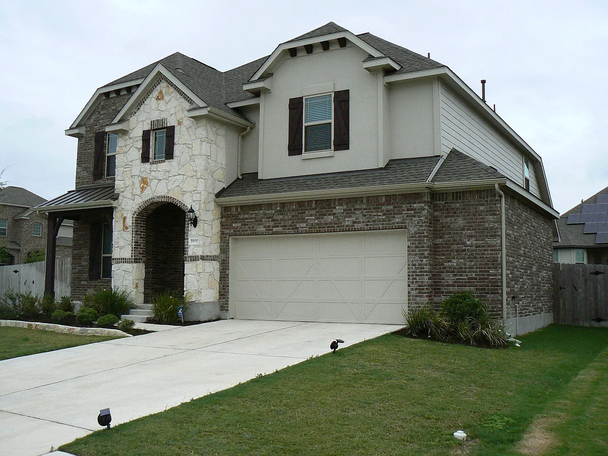 Building Photo - 5900 Bucine Cv
