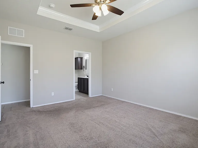 723 Trinity Star — Photo 17