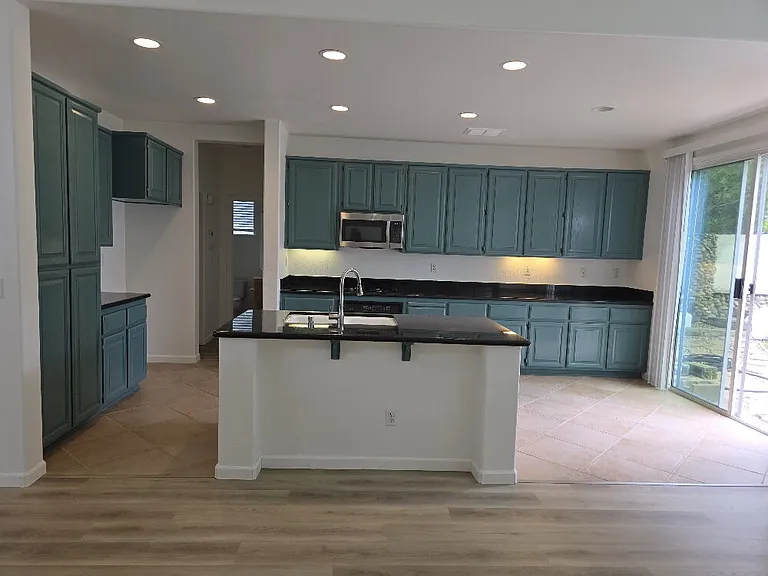 249 Oxburough Dr — Photo 13