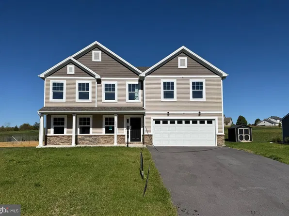 1557 Sherry Dr, Chambersburg, PA 17202