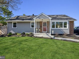 904 Geneva Ave, Riverside, NJ