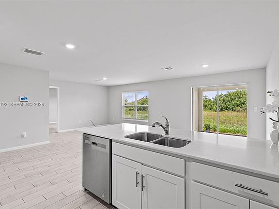 5th image of 7020 Ramrod Cir