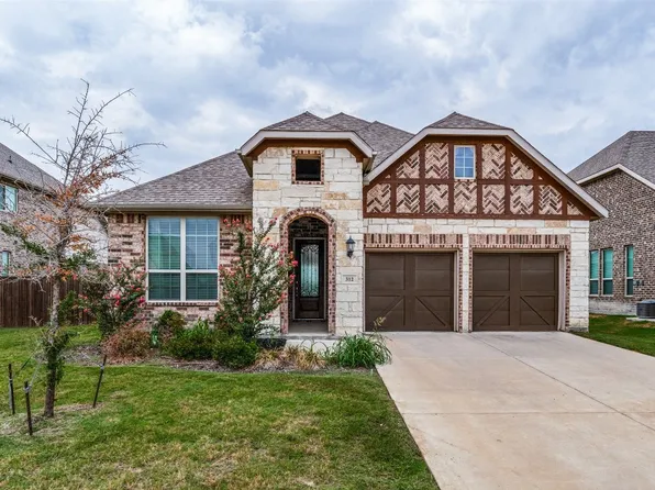 312 Gardenia Ln, Mansfield, TX 76063