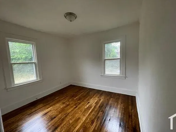 1096 Waterman St, Detroit, MI 48209