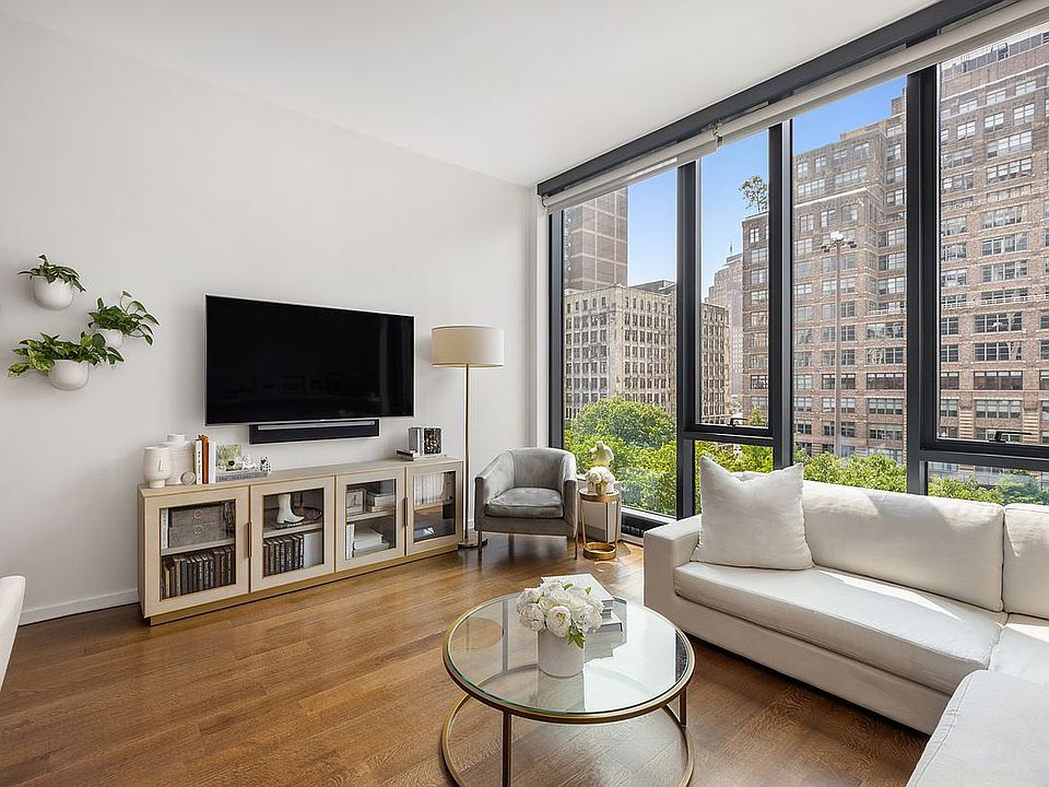 1st image of 570 Broome St #6A